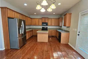 1734 Longmont Dr, Lawrenceville, GA 30044 - Photo 11