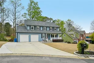 2241 Deer Oaks Trail, Lawrenceville, GA 30044 - Photo 3