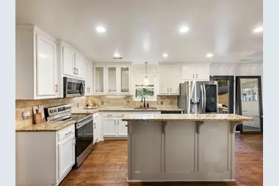 6670 Spout Springs Road, Flowery Branch, GA 30542 - Photo 13