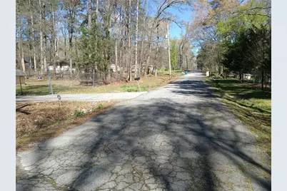 460 Dot Drive, Atlanta, GA 30349 - Photo 5