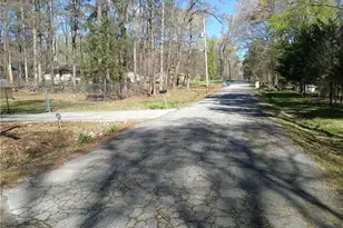 460 Dot Dr, Atlanta, GA 30349 - Photo 5