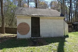 460 Dot Dr, Atlanta, GA 30349 - Photo 9