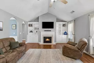 1281 Wentworth Cove Ct, Winder, GA 30680 - Photo 7