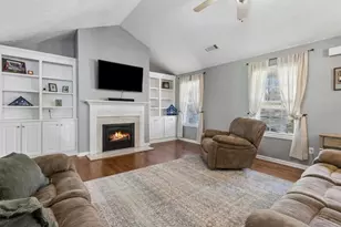 1281 Wentworth Cove Ct, Winder, GA 30680 - Photo 9