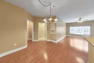 1002 Vinings Forest Ln SE, Smyrna, GA 30080 - Photo 3
