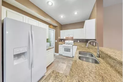 1002 Vinings Forest Lane SE #10, Smyrna, GA 30080 - Photo 9