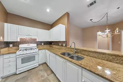 1002 Vinings Forest Lane SE #10, Smyrna, GA 30080 - Photo 11