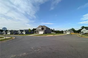 64 Sherwood Dr, Commerce, GA 30529 - Photo 7