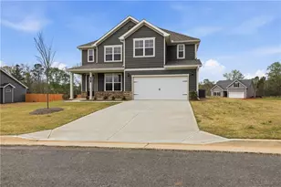 64 Sherwood Dr, Commerce, GA 30529 - Photo 3