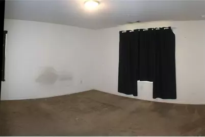 1625 Honeysuckle Path, Conyers, GA 30012 - Photo 9