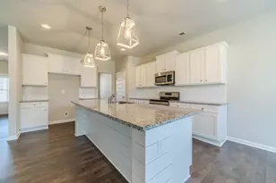 171 Bowman Ct, Statham, GA 30666 - Photo 9