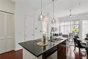 711 Cosmopolitan Dr NE, Atlanta, GA 30324 - Photo 5