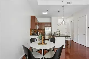 711 Cosmopolitan Dr NE, Atlanta, GA 30324 - Photo 7