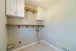 1578 Fair Oaks Ln, Snellville, GA 30078 - Photo 27