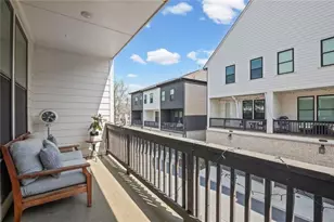 6623 Beacon Dr, Sandy Springs, GA 30328 - Photo 11