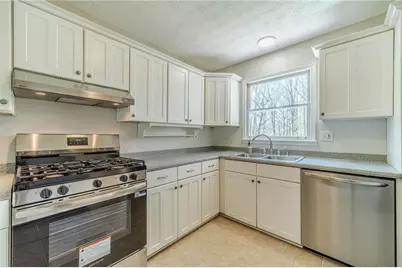 1377 Candlelite Lane, Snellville, GA 30078 - Photo 11