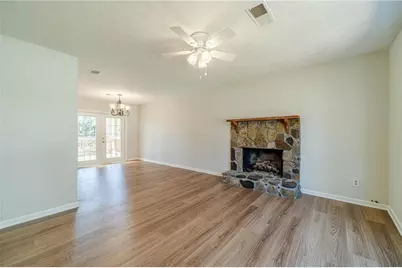 1377 Candlelite Lane, Snellville, GA 30078 - Photo 17