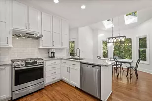 4802 Township Brow, Marietta, GA 30066 - Photo 5