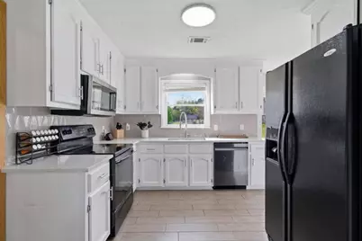 1223 Cabots Drive, Auburn, GA 30011 - Photo 9