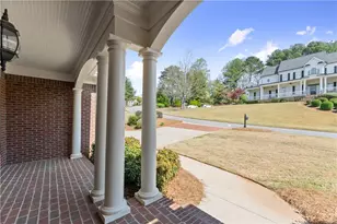 3518 Lake Breeze Ln, Gainesville, GA 30506 - Photo 3