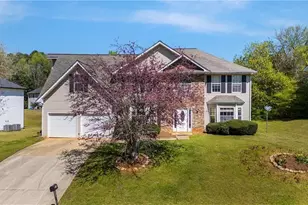 5944 Duren Meadows Dr, Lithonia, GA 30058 - Photo 3