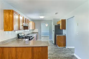 5944 Duren Meadows Dr, Lithonia, GA 30058 - Photo 17