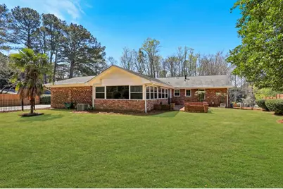 2467 Leslie Drive NE, Atlanta, GA 30345 - Photo 33