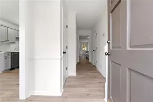 2920 Governors Ct, Marietta, GA 30066 - Photo 3