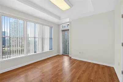 3334 Peachtree Road NE #911, Atlanta, GA 30326 - Photo 15