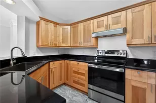 3334 Peachtree Rd NE, Atlanta, GA 30326 - Photo 11