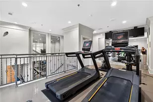 3334 Peachtree Rd NE, Atlanta, GA 30326 - Photo 33