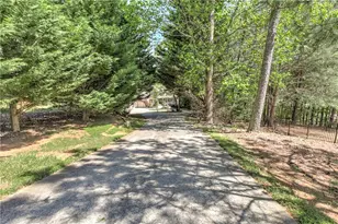 162 Riverview Dr, Dawsonville, GA 30534 - Photo 9