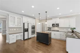 5069 Tarry Glen Dr, Suwanee, GA 30024 - Photo 9