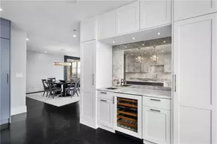 2575 Peachtree Rd NE, Atlanta, GA 30305 - Photo 15