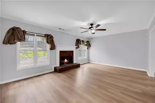 790 River Overlook Dr, Lawrenceville, GA 30043 - Photo 15