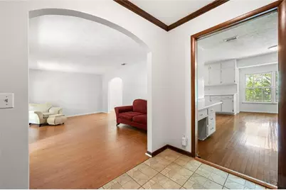 4000 Pinehurst Place, Decatur, GA 30034 - Photo 3