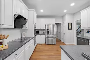 6455 Rutherford Pl, Suwanee, GA 30024 - Photo 17