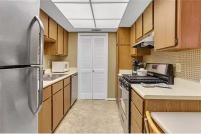 3445 Ivys Walk, Atlanta, GA 30340 - Photo 5