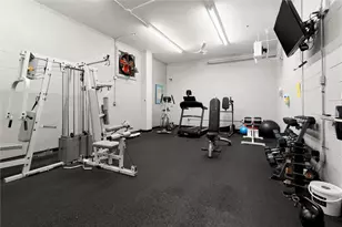 3060 Pharr Ct, Atlanta, GA 30305 - Photo 17