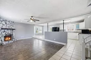 4002 Summer Pl, Snellville, GA 30039 - Photo 7