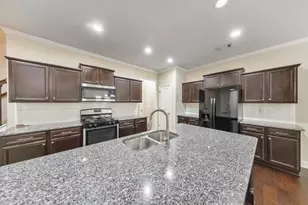 342 Braemore Mill Dr, Lawrenceville, GA 30044 - Photo 5