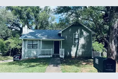 633 Candlewick Lane NW, Lilburn, GA 30047 - Photo 1