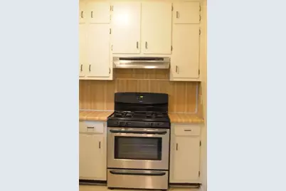 633 Candlewick Lane NW, Lilburn, GA 30047 - Photo 5