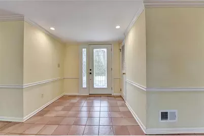 5000 Redcliff Court, Dunwoody, GA 30338 - Photo 5