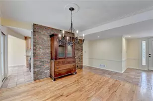 5000 Redcliff Ct, Dunwoody, GA 30338 - Photo 19