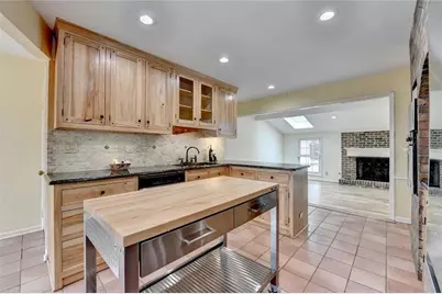 5000 Redcliff Court, Dunwoody, GA 30338 - Photo 9