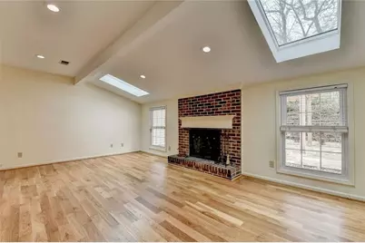 5000 Redcliff Court, Dunwoody, GA 30338 - Photo 15