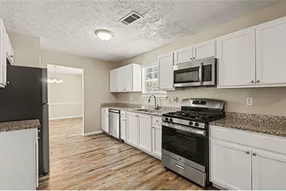 771 Conisburgh Court, Stone Mountain, GA 30087 - Photo 9