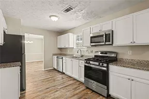 771 Conisburgh Ct, Stone Mountain, GA 30087 - Photo 9