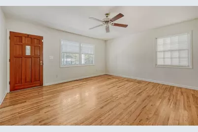 2754 Esquire Way, Tucker, GA 30084 - Photo 13
